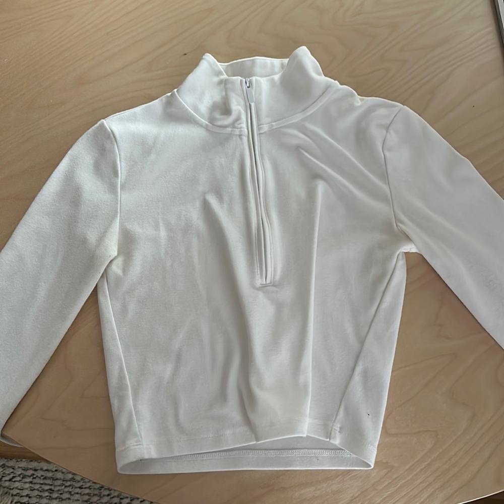 Aritzia Sunday Best Mock Neck Zip up